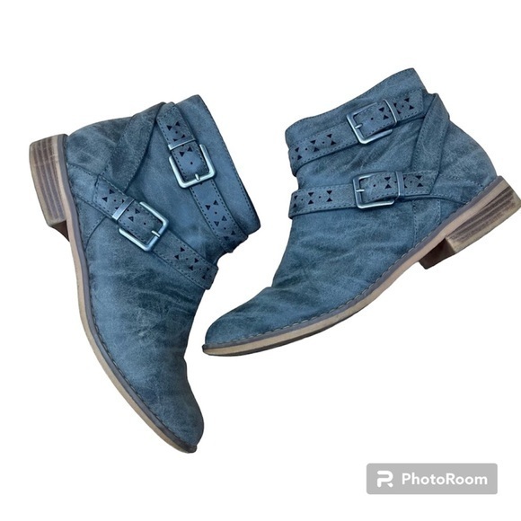 Rocket Dog Buckle Texture Gray Western Bohemian Baddie Cowgirl Grunge Booties 9 - Picture 1 of 10